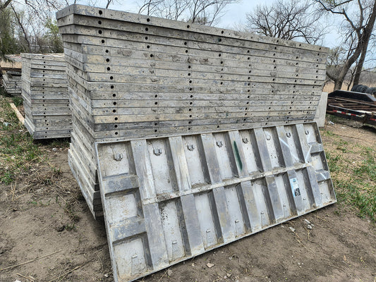 36" x 8' Western Aluminum Concrete Forms