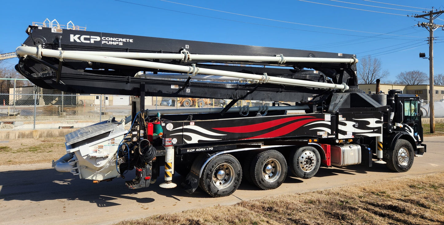 2019 KCP 40m concrete pump on 2019 Mack TE64 truck