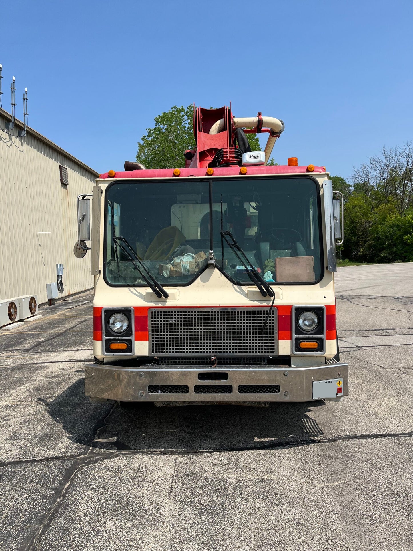 2014 Concord 40m concrete pump on 2001 Mack truck