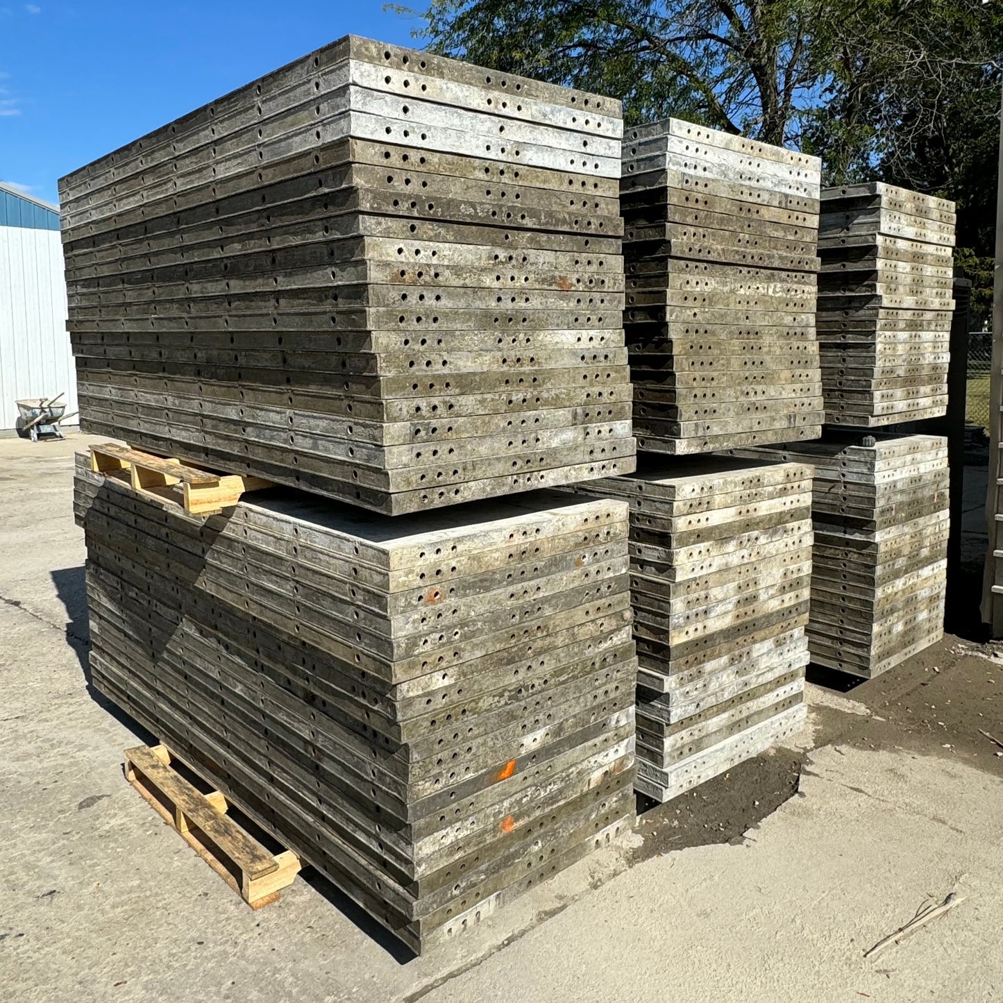 8' set of Wall-Ties Aluminum Concrete Forms