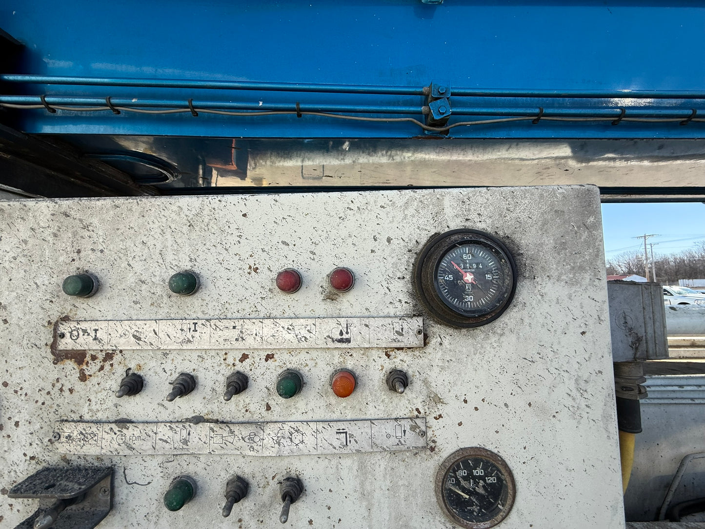 For Sale: 2004 Putzmeister 32m on 2004 Mack MR 8x4 Concrete Pump Truck