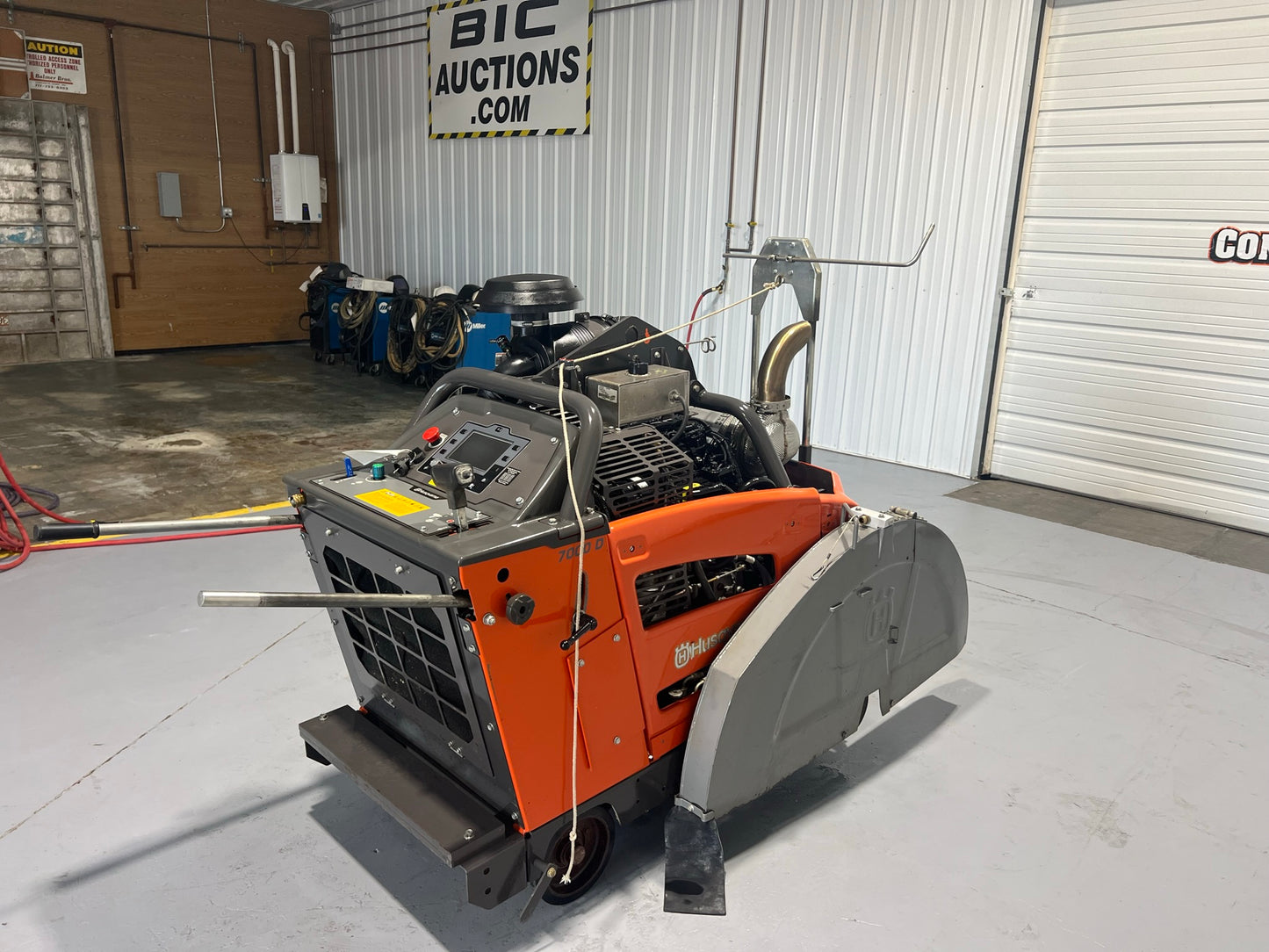 Husqvarna FS 7000 D Concrete Saw