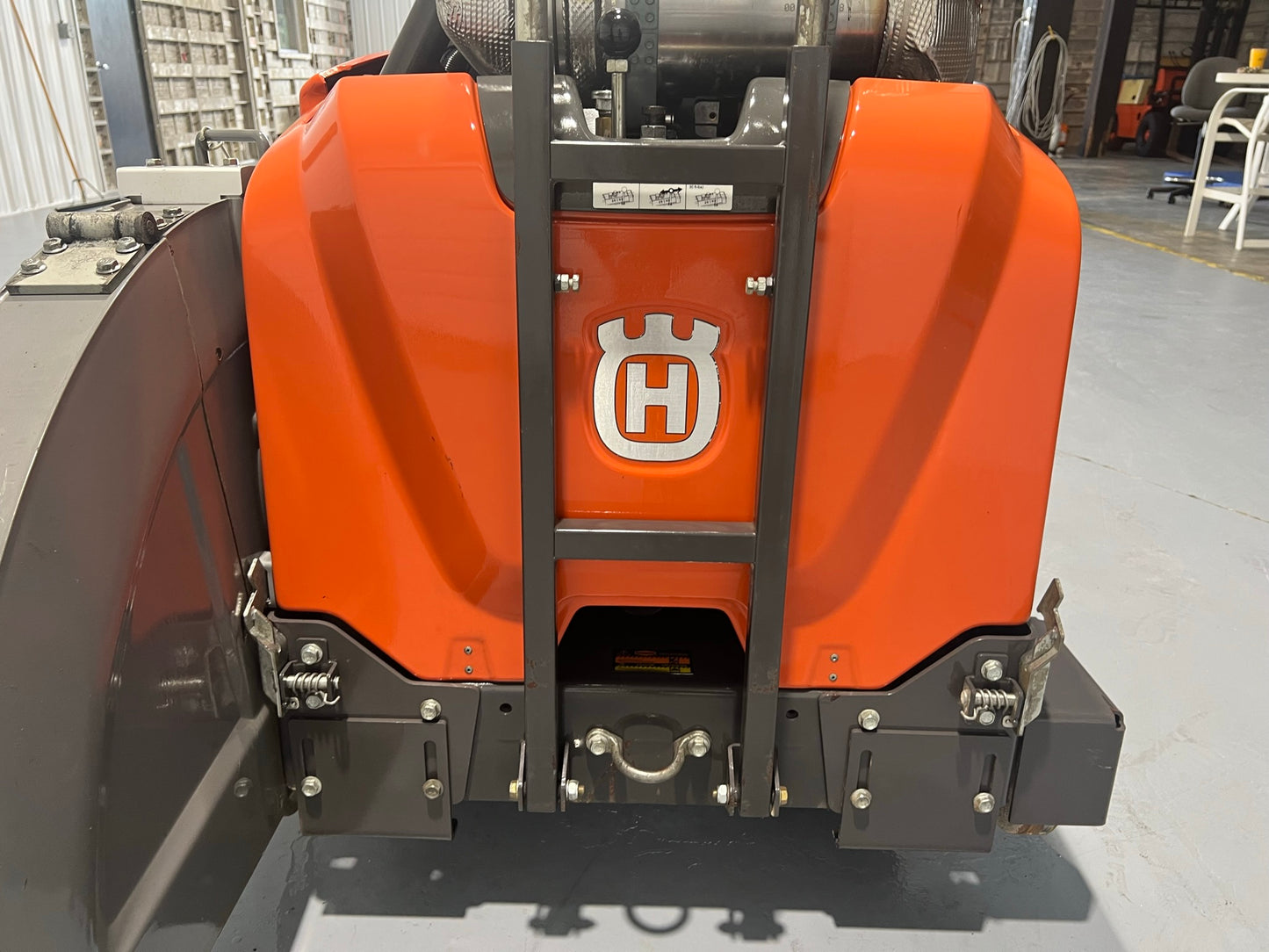 Husqvarna FS 7000 D Concrete Saw