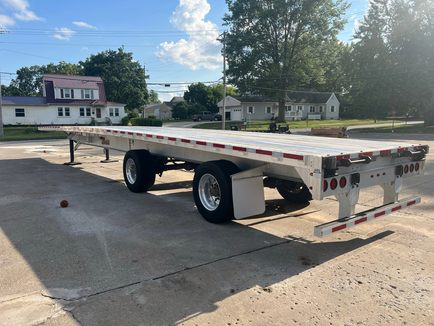 2017 Wilson 53′ Flatbed Trailer