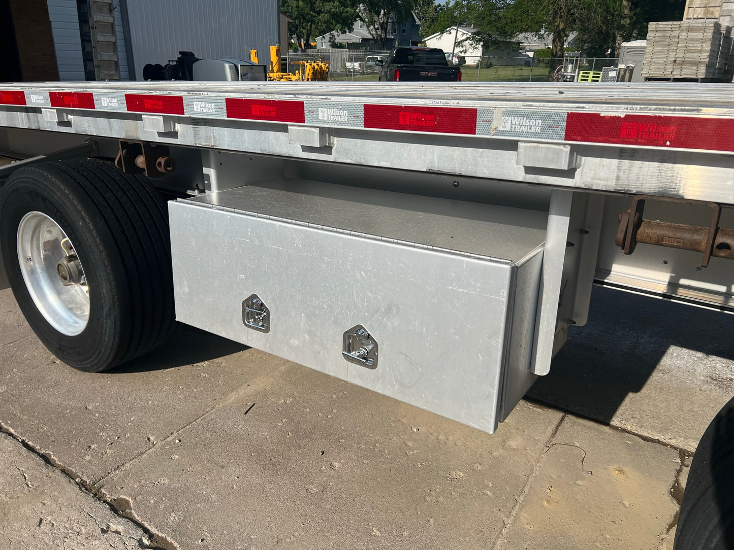 2017 Wilson 53′ Flatbed Trailer