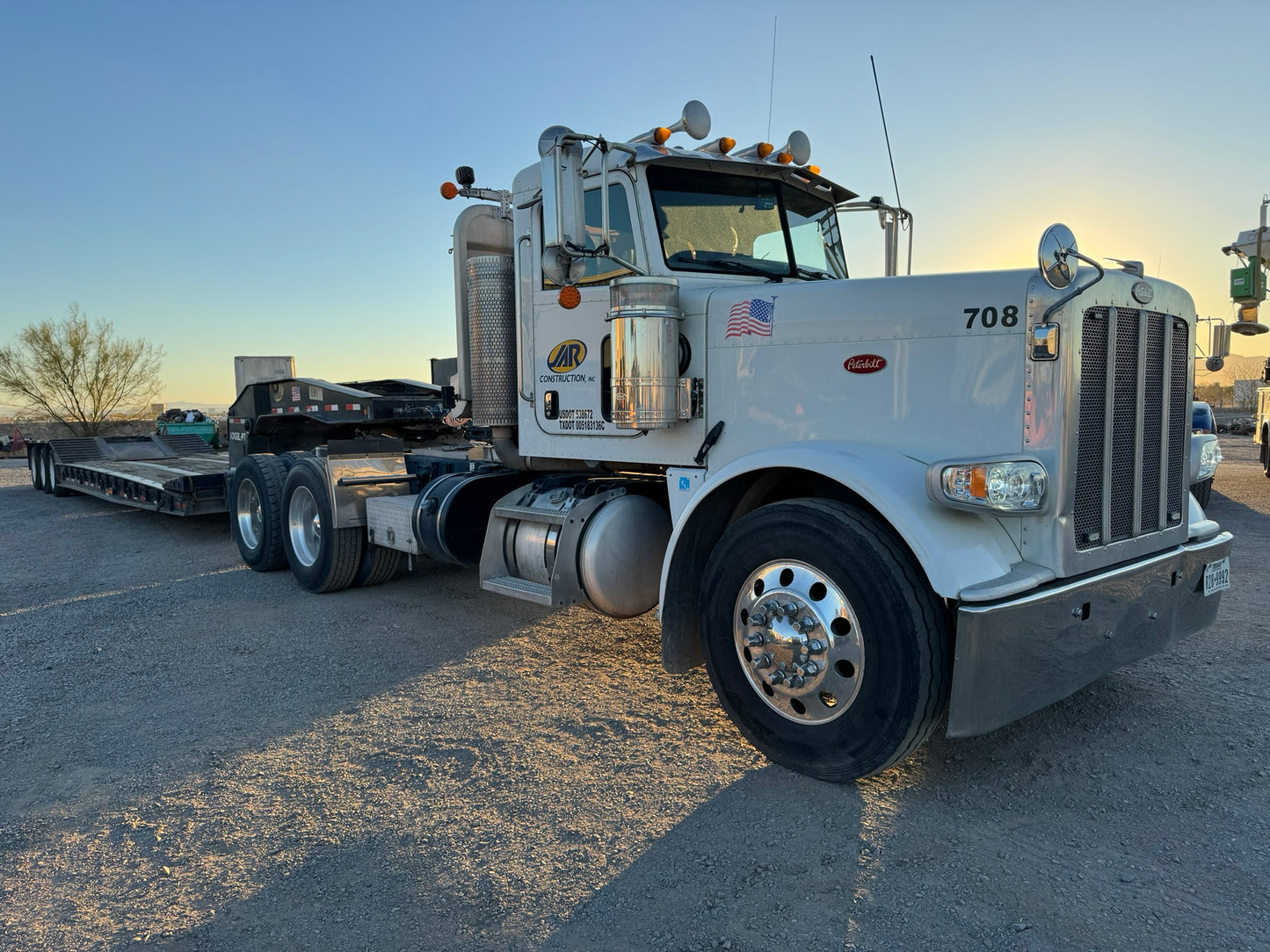 Heavy Construction Equipment from JAR Concrete & Paso Del Norte Materials