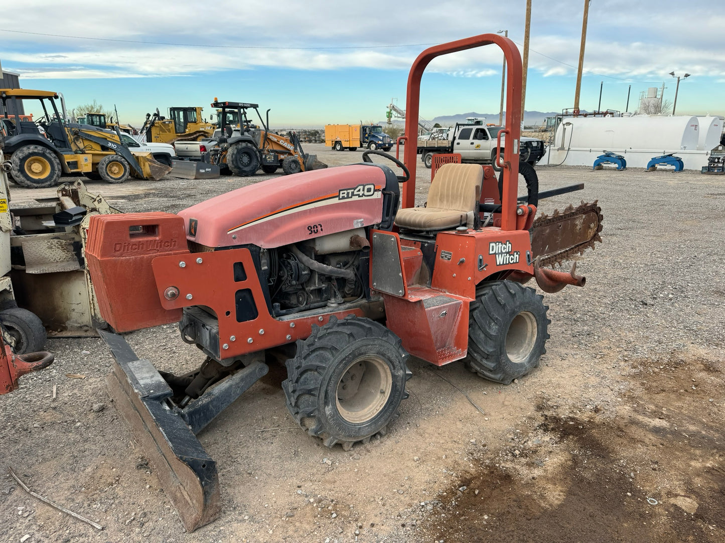 Heavy Construction Equipment from JAR Concrete & Paso Del Norte Materials
