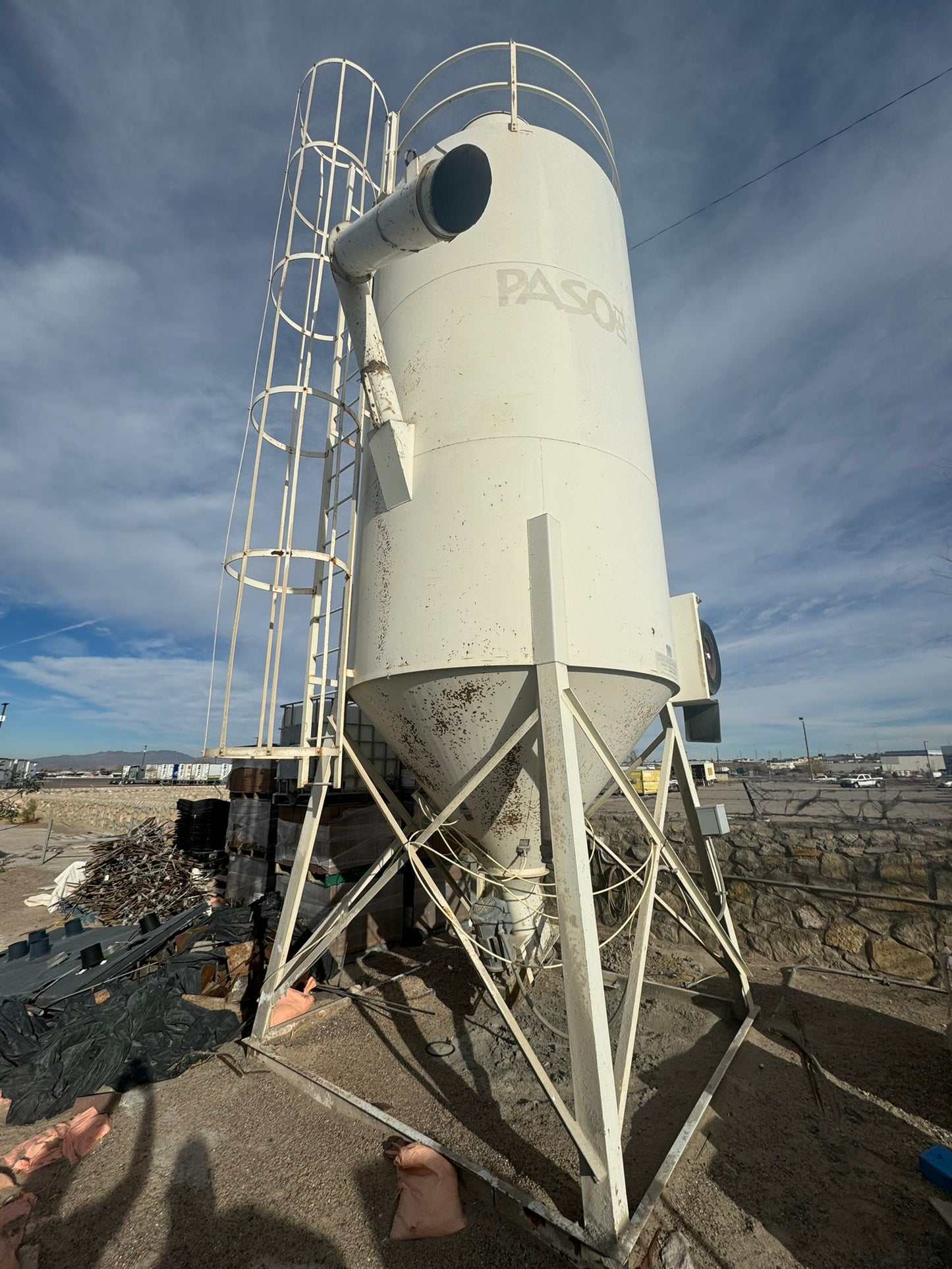 Heavy Construction Equipment from JAR Concrete & Paso Del Norte Materials