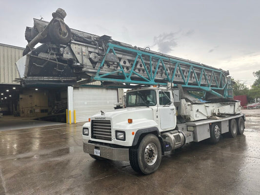 2004 Putzmeister TB-105 Telebelt Conveyor On 2003 Mack Truck