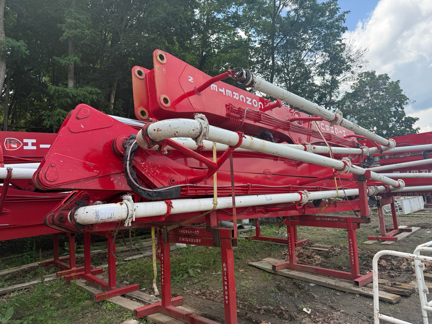 Concrete pump