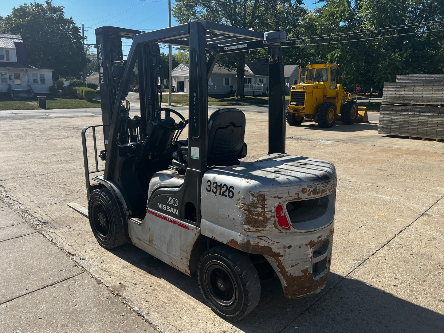 Nissan 6000lb Pneumatic Forklift with Side Shift