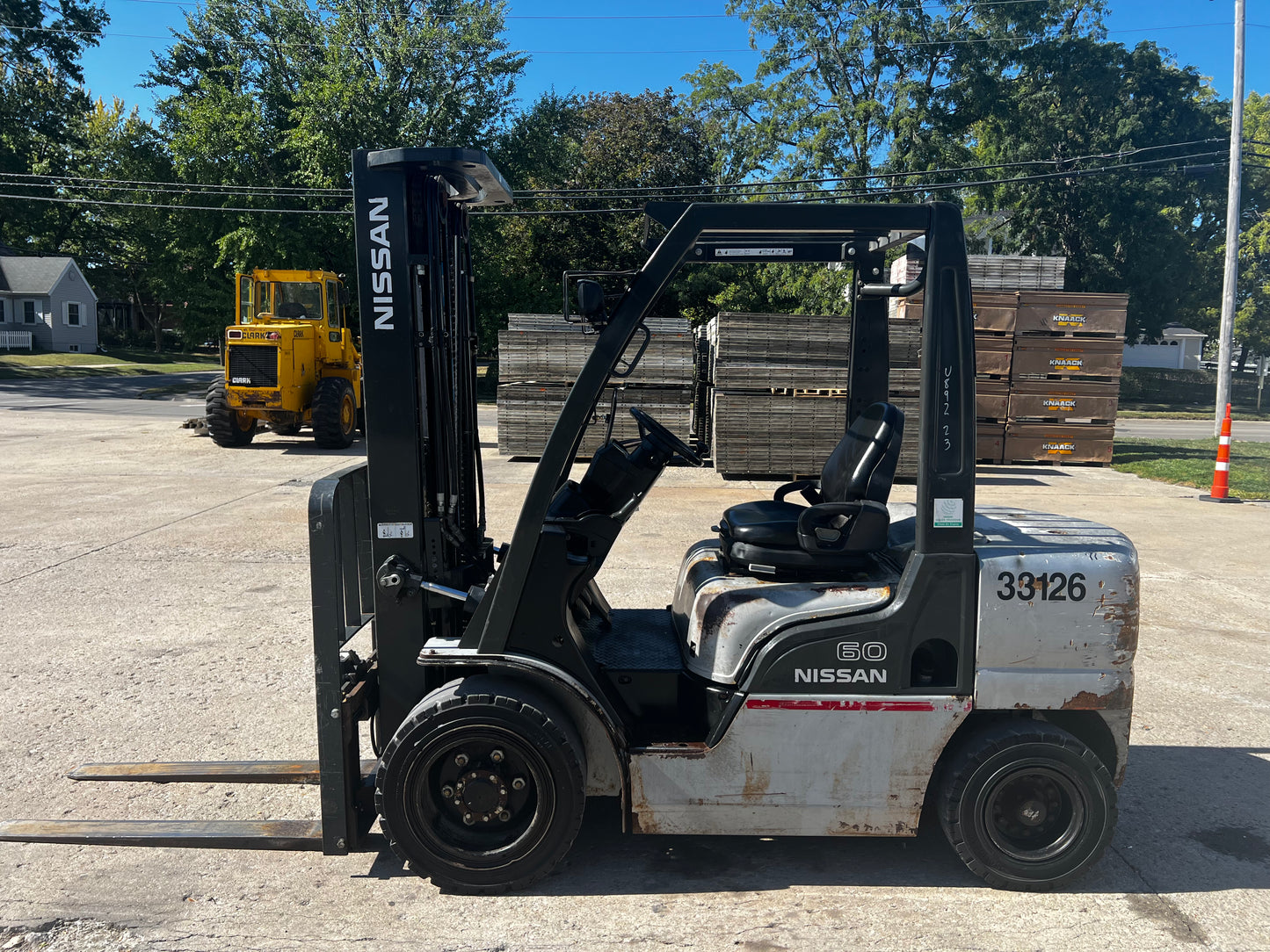Nissan 6000lb Pneumatic Forklift with Side Shift