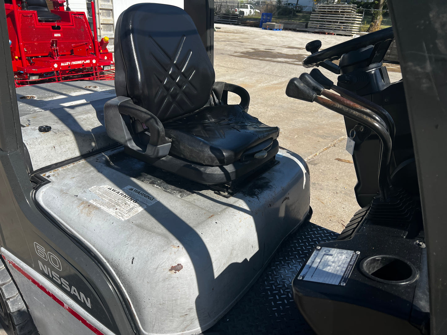 Nissan 6000lb Pneumatic Forklift with Side Shift