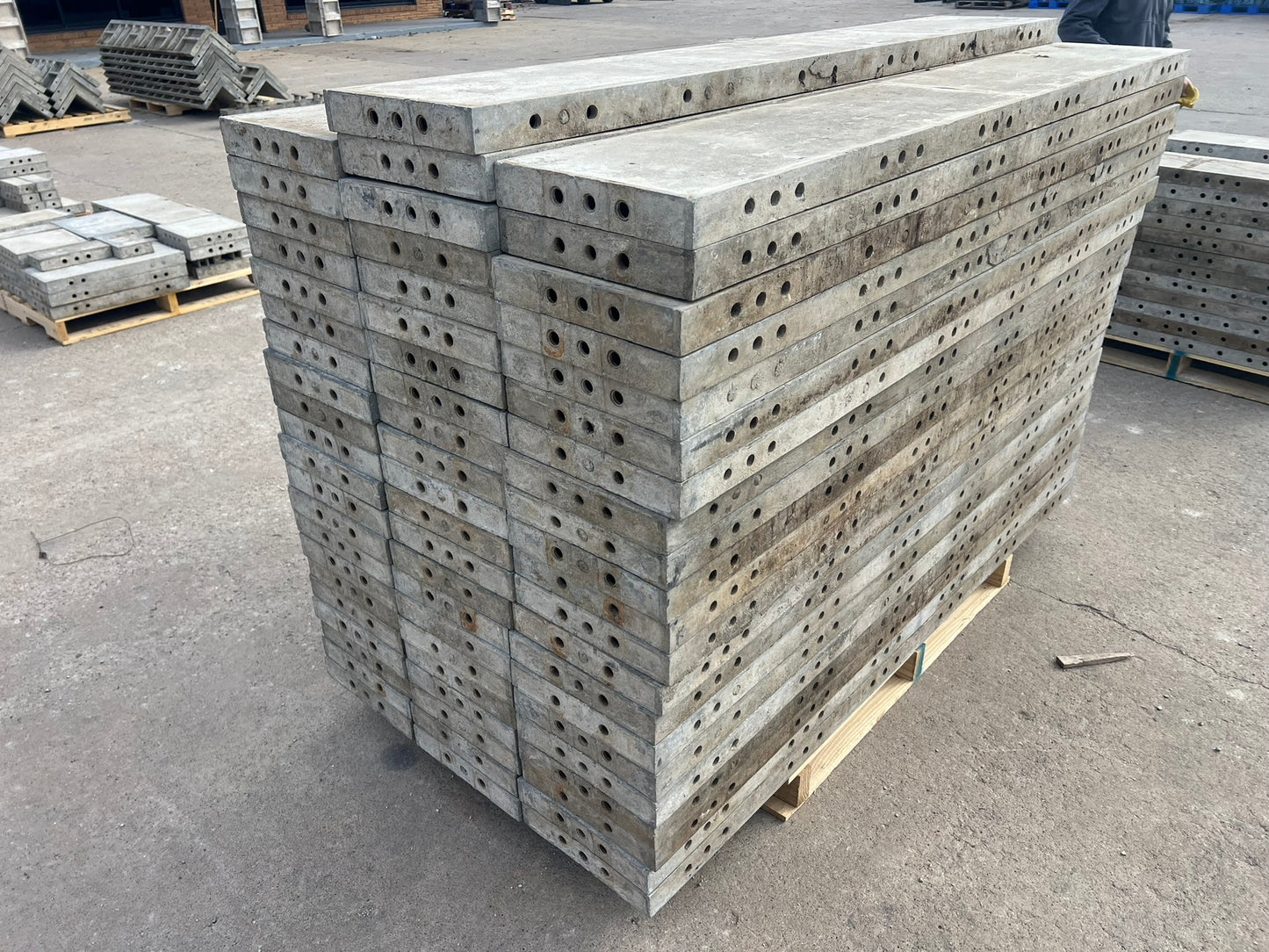 72" x 1' Precise Aluminum Concrete Forms