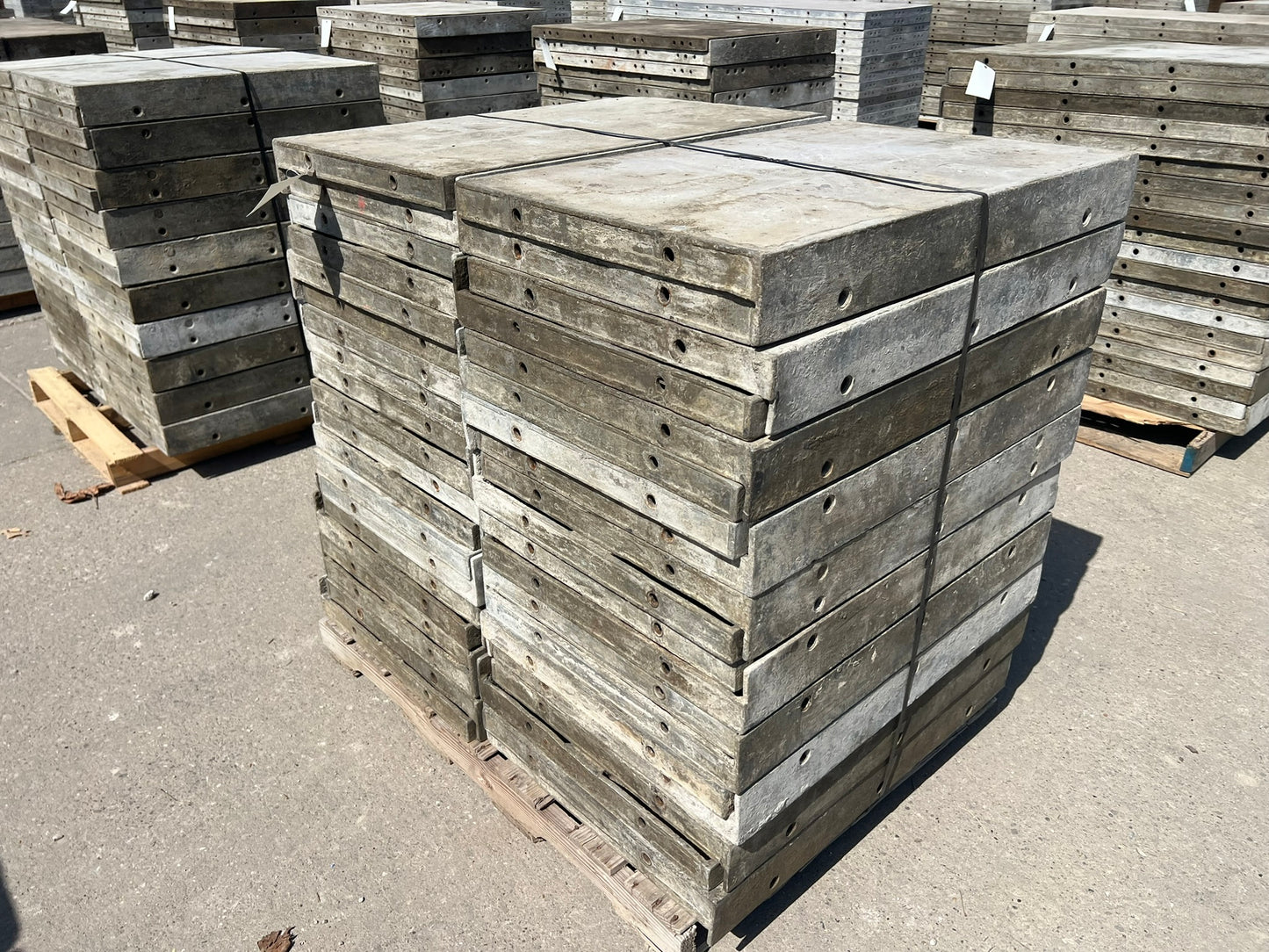 36" x 2' Smooth Aluminum Concrete Forms