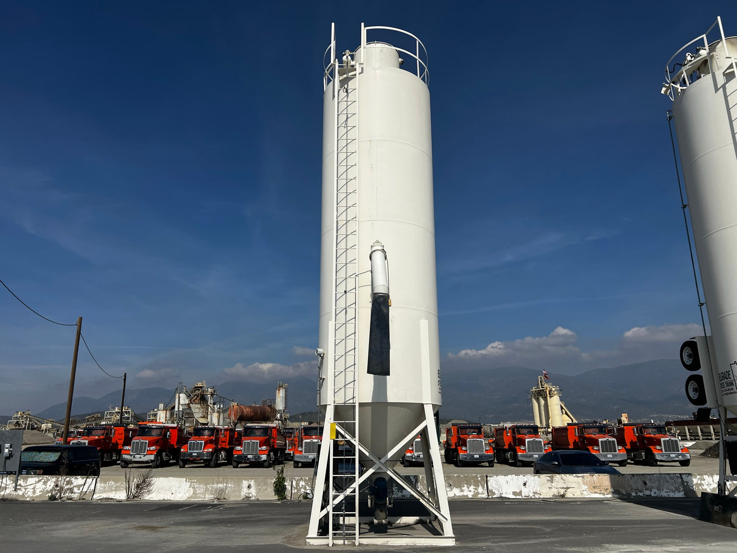350 Barrel Portable Silo