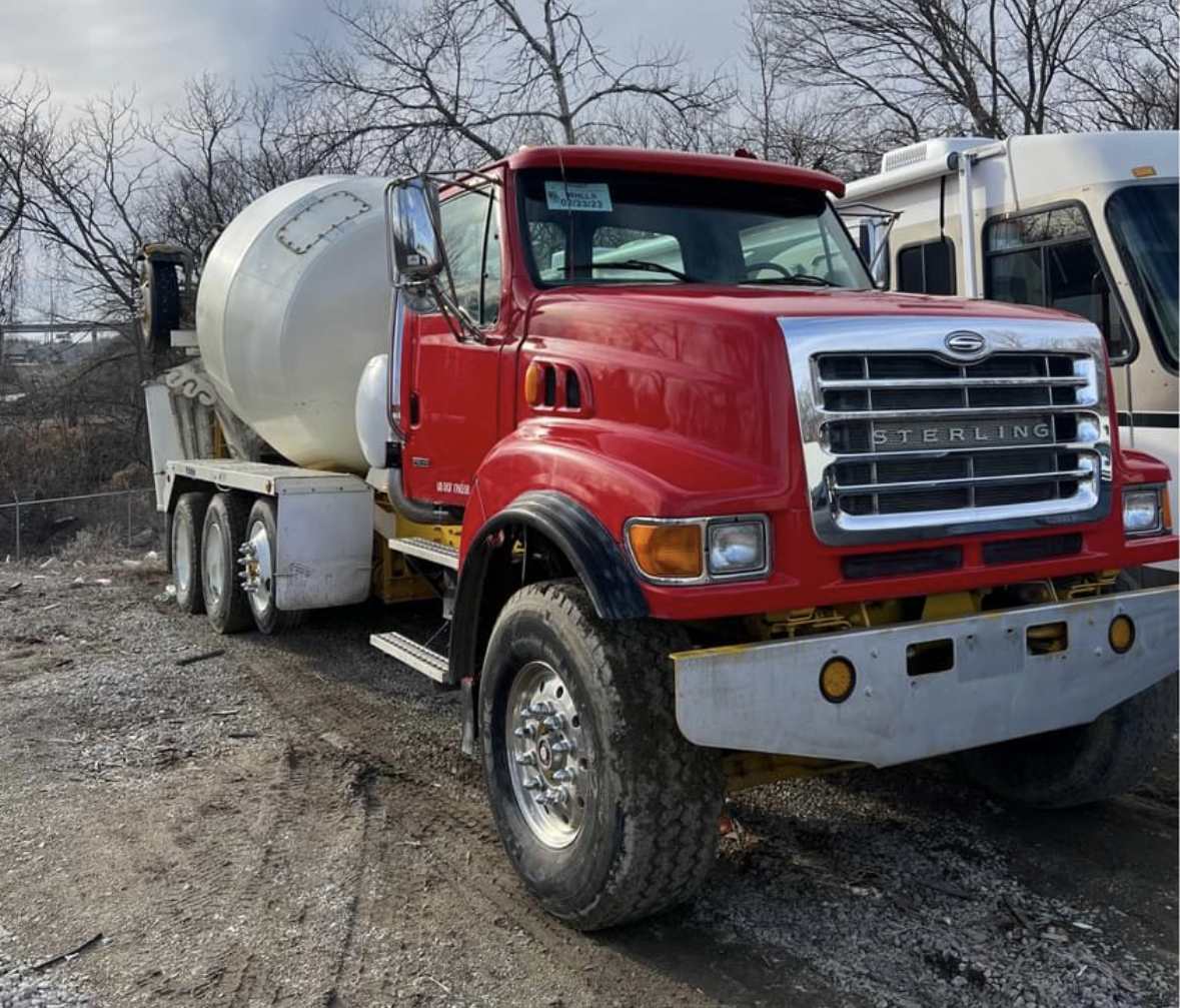 2004 Sterling LT9500 Concrete Mixer Truck