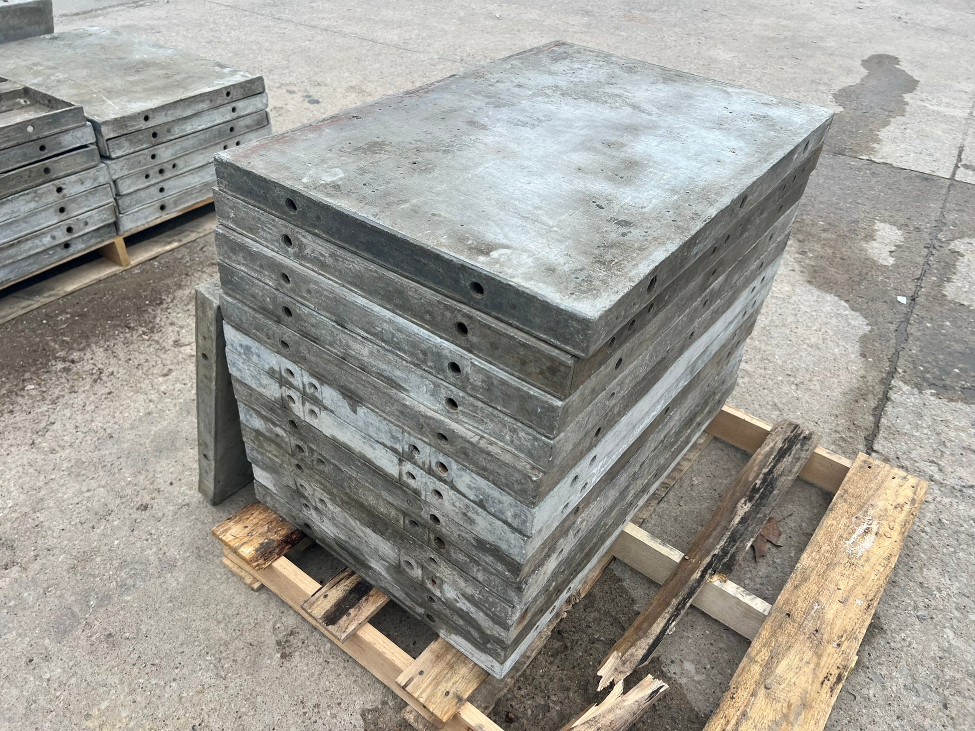36" x 2' Smooth Aluminum Concrete Forms
