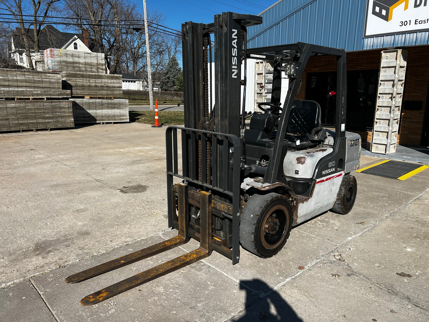 nissan 60 forklift