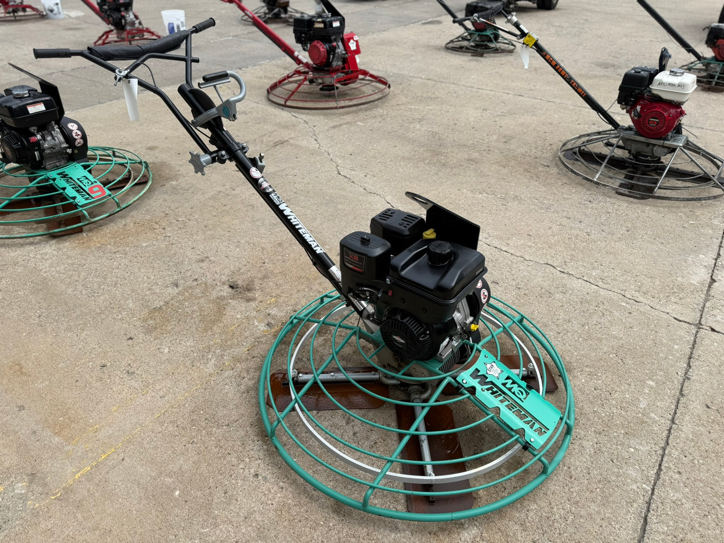 walk-behind concrete power trowel