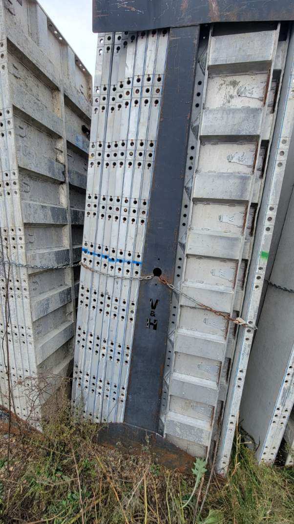 9' Western Aluminum Concrete Forms