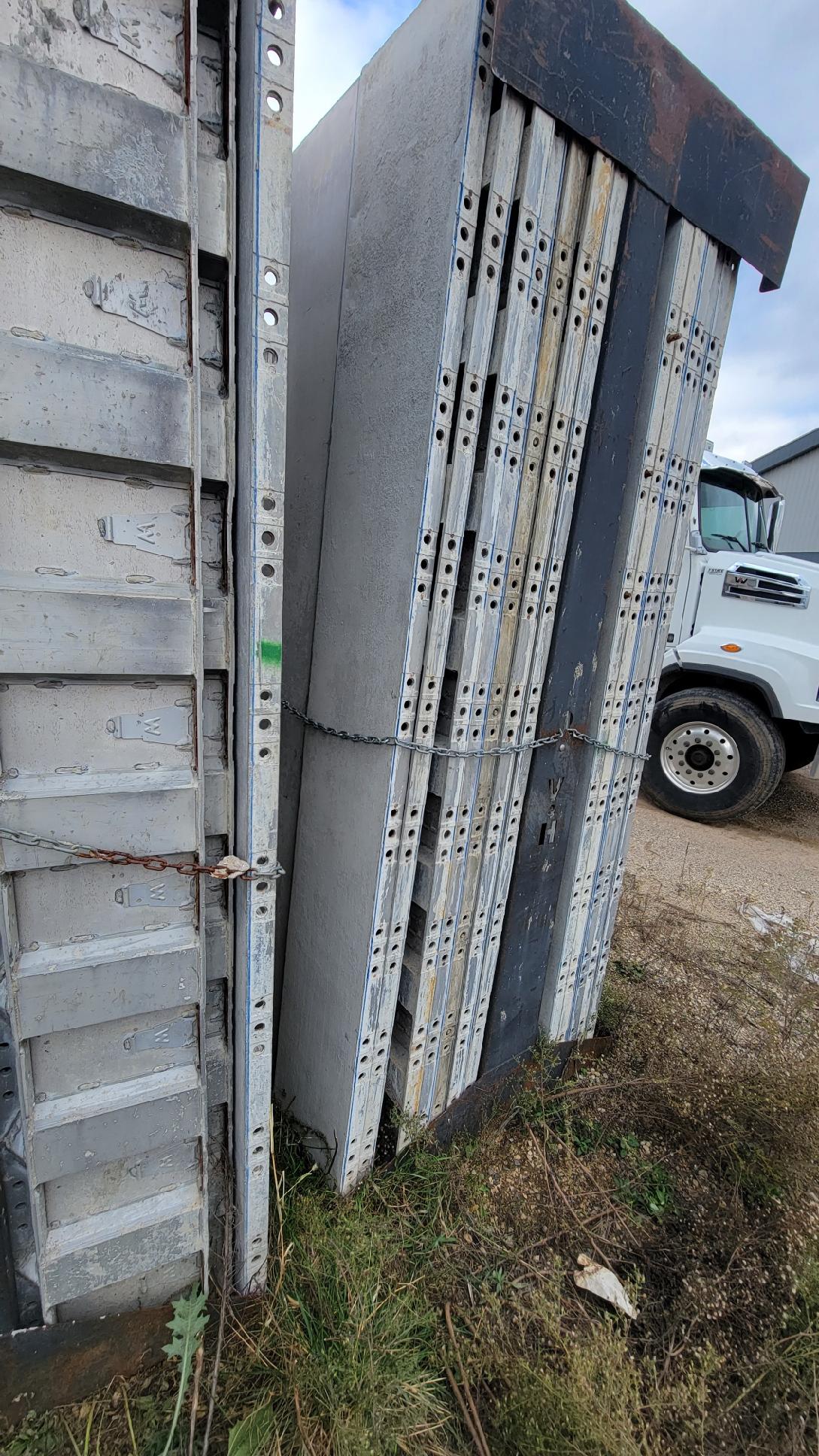 9' Western Aluminum Concrete Forms