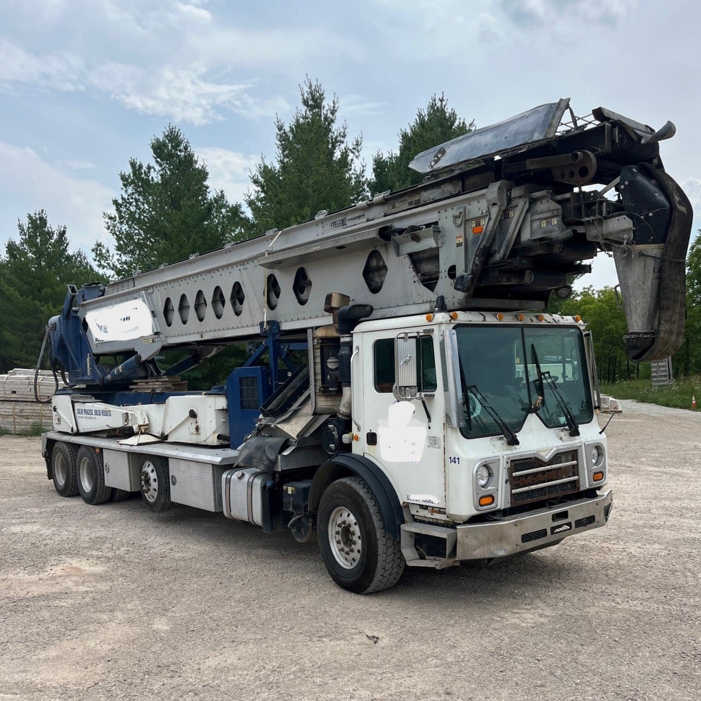 2015 Putzmeister TB110 Concrete Conveyor On 2015 Mack MRU613 8x4