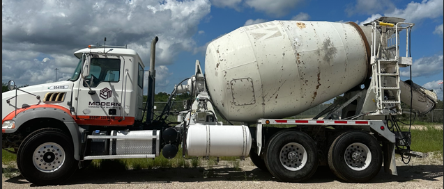 2015 Mack GU813 6X4 Concrete Mixer Truck