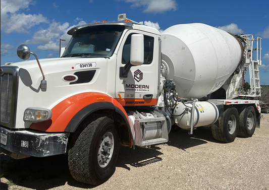 2017 Peterbilt 567 6X4 Concrete Mixer Truck