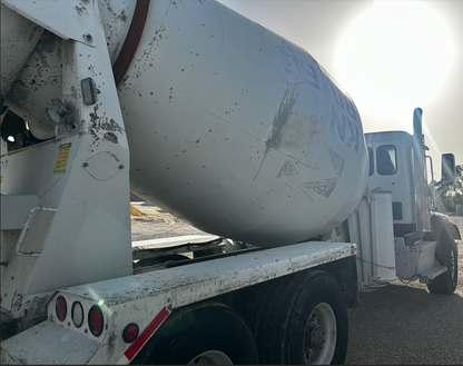 2017 Peterbilt 567 6X4 Concrete Mixer Truck