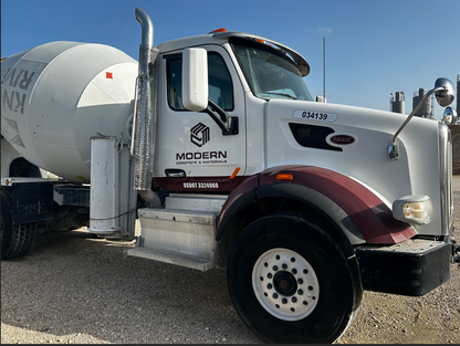 2017 Peterbilt 567 6X4 Concrete Mixer Truck