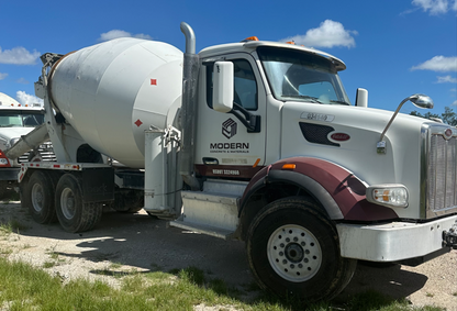 2017 Peterbilt 567 6X4 Concrete Mixer Truck