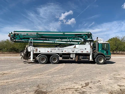 2000 Schwing 39m Concrete Pump Mounted on Mack 6x4 Truck