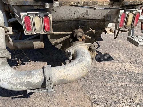 2000 Schwing 39m Concrete Pump Mounted on Mack 6x4 Truck