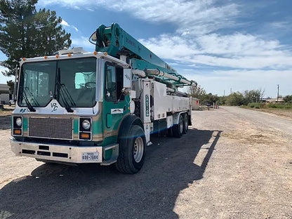 2000 Schwing 39m Concrete Pump Mounted on Mack 6x4 Truck