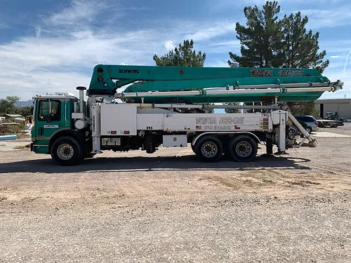 2000 Schwing 39m Concrete Pump Mounted on Mack 6x4 Truck