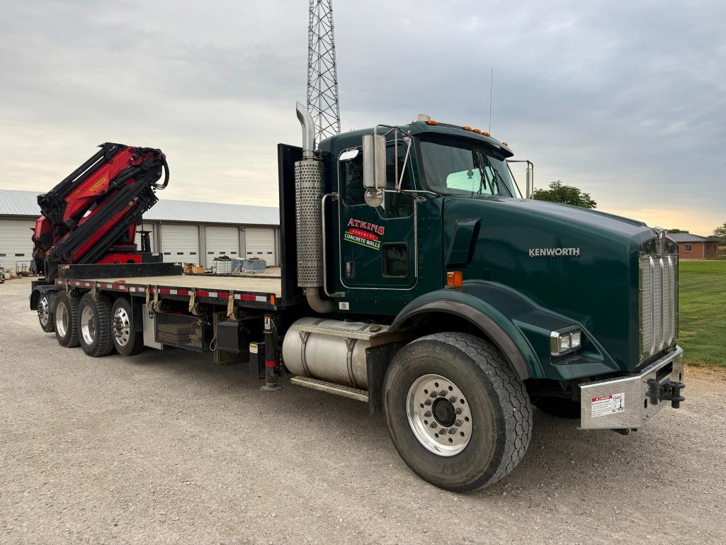 2018 Palfinger PK 40002 EH Knuckle Boom Crane Mounted on 2007 Kenworth T800B 10x4 Boom Truck