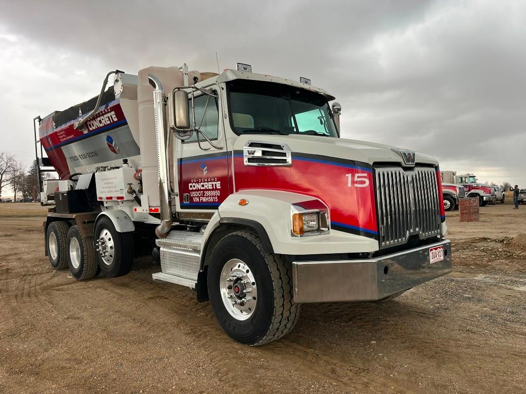 2020 Western Star 8x4 Volumetric Concrete Mixer Truck