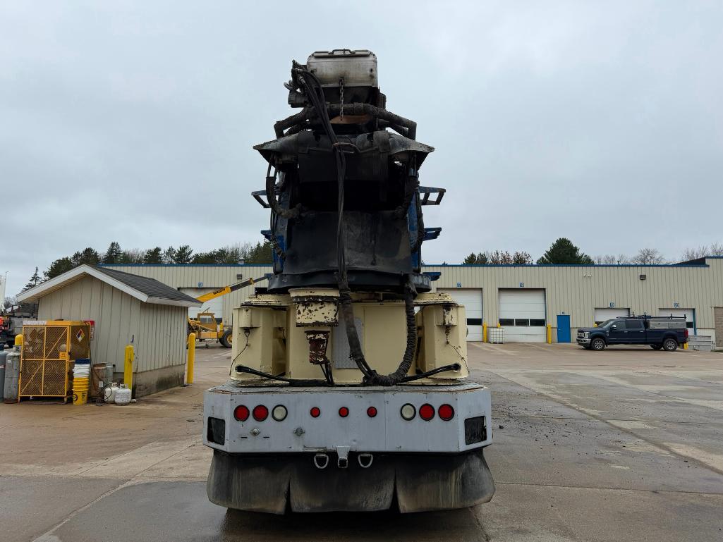 2001 Putzmeister Telebelt TB105 Mounted on 2001 HME 8x4 Truck