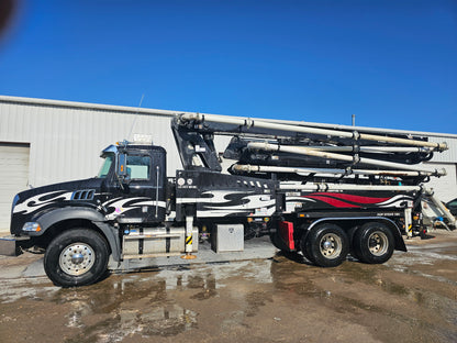 2021 KCP 37m on 2021 Mack Granite Concrete Pump Truck