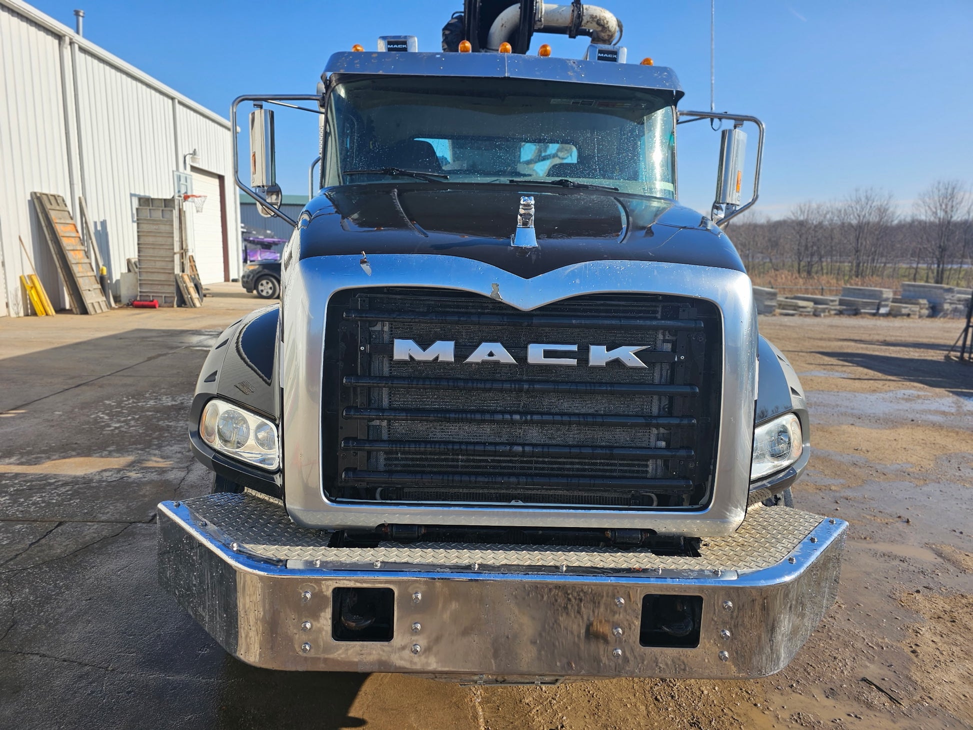 2021 KCP 37m on 2021 Mack Granite Concrete Pump Truck