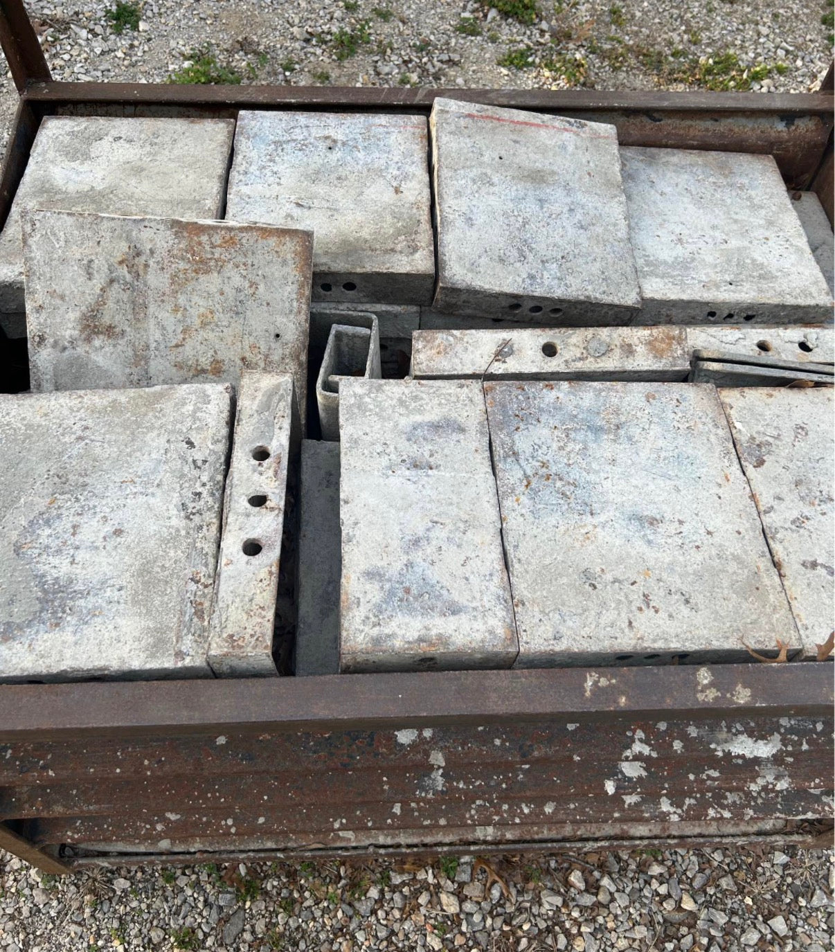 Set of 1' Cap Concrete Forms