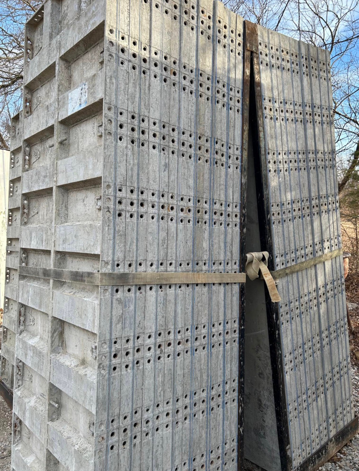 36" x 9' Smooth Western Elite Aluminum Concrete Forms