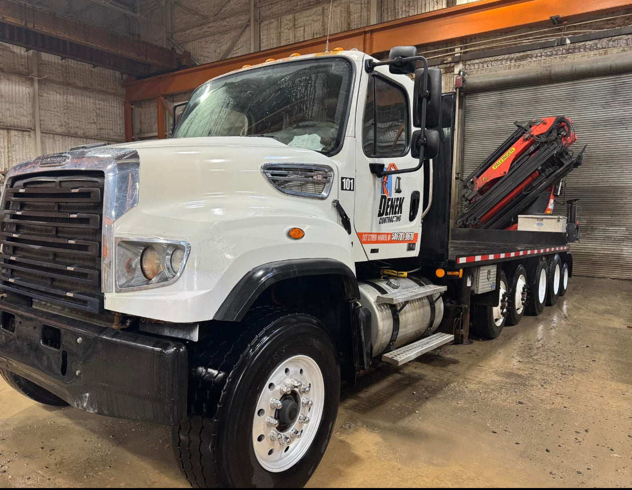 2012 Palfinger PK46002 EH-E Knuckle Boom on 2012 Freightliner 114-SD 12x4 Truck