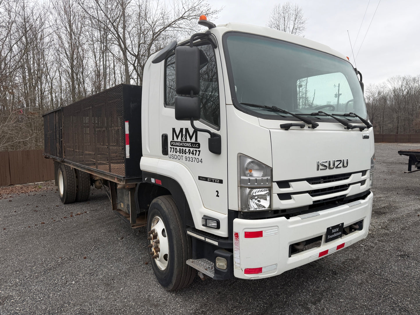 2019 Isuzu FTR 4x2 Truck