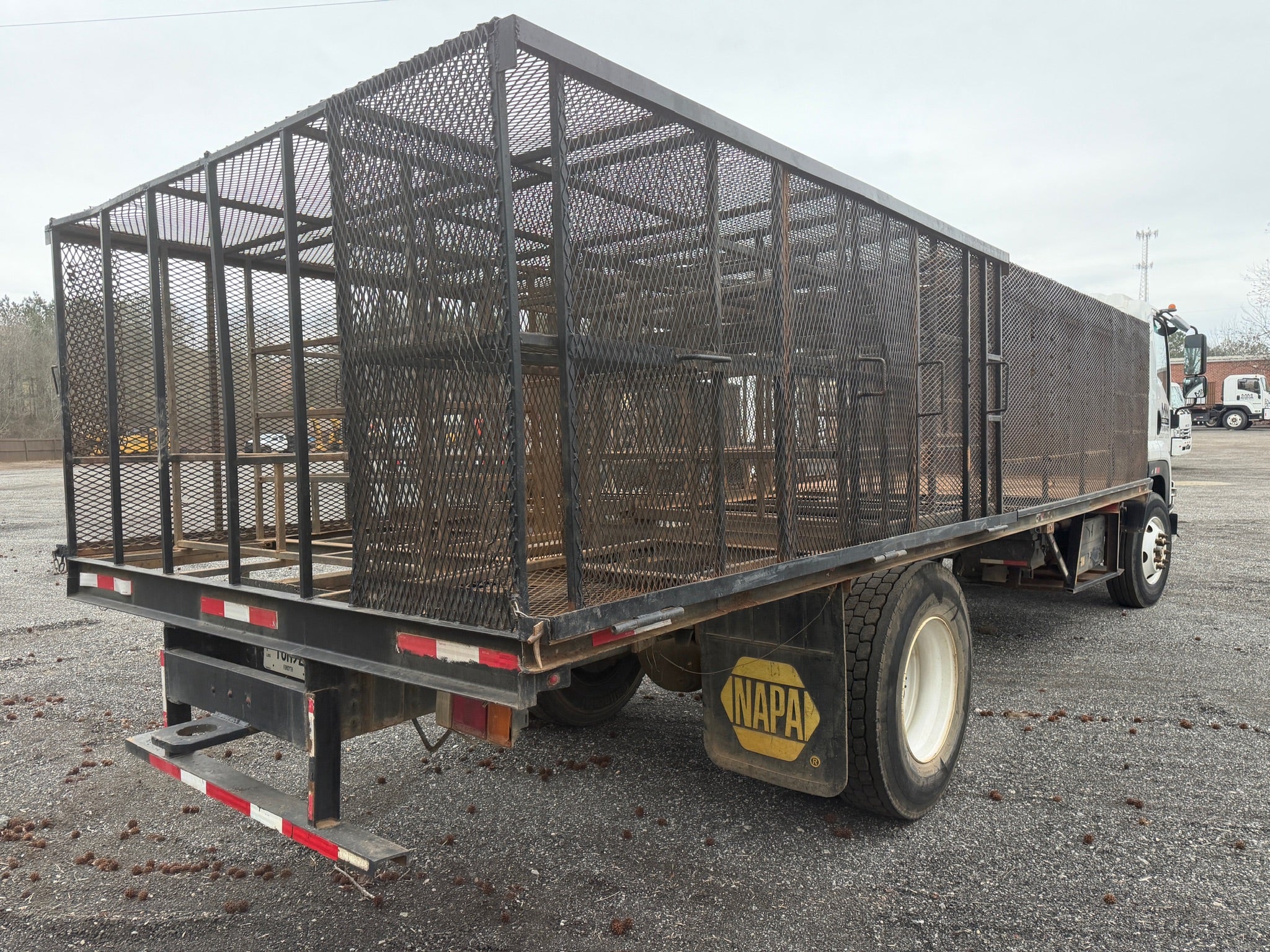 2019 Isuzu FTR 4x2 Truck