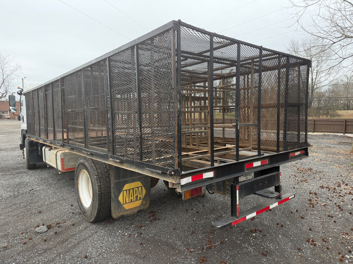 2019 Isuzu FTR 4x2 Truck