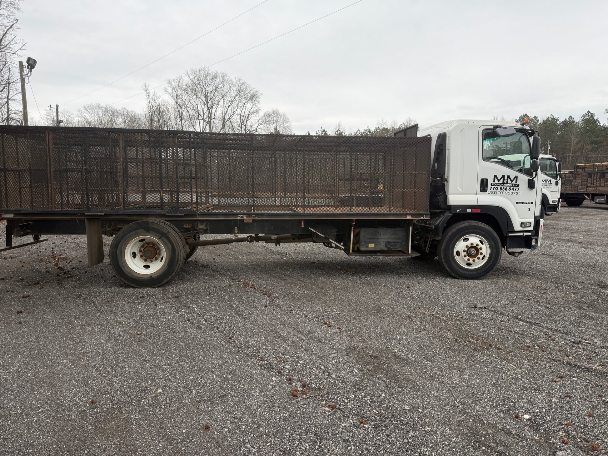 2019 Isuzu FTR 4x2 Truck
