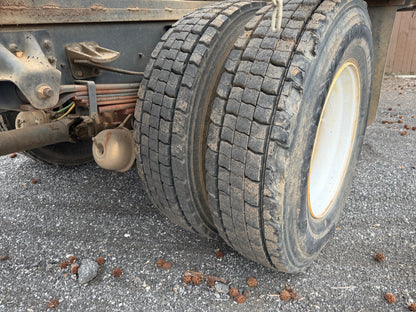 2019 Isuzu FTR 4x2 Truck