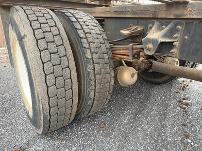 2019 Isuzu FTR 4x2 Truck